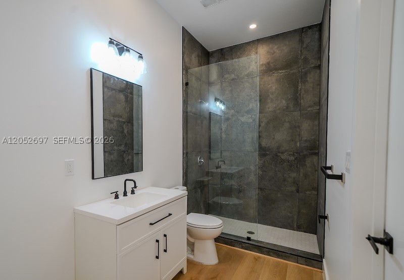 112 NW 24th Ct, Miami FL 33125