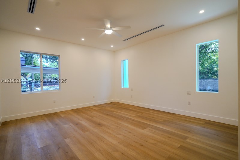 112 NW 24th Ct, Miami FL 33125