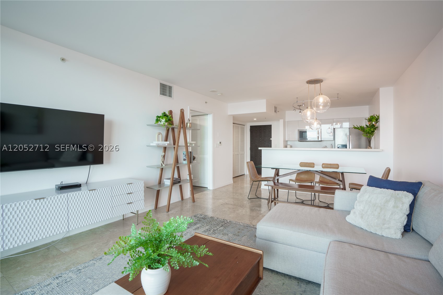 90 Alton Rd #2306, Miami Beach FL 33139