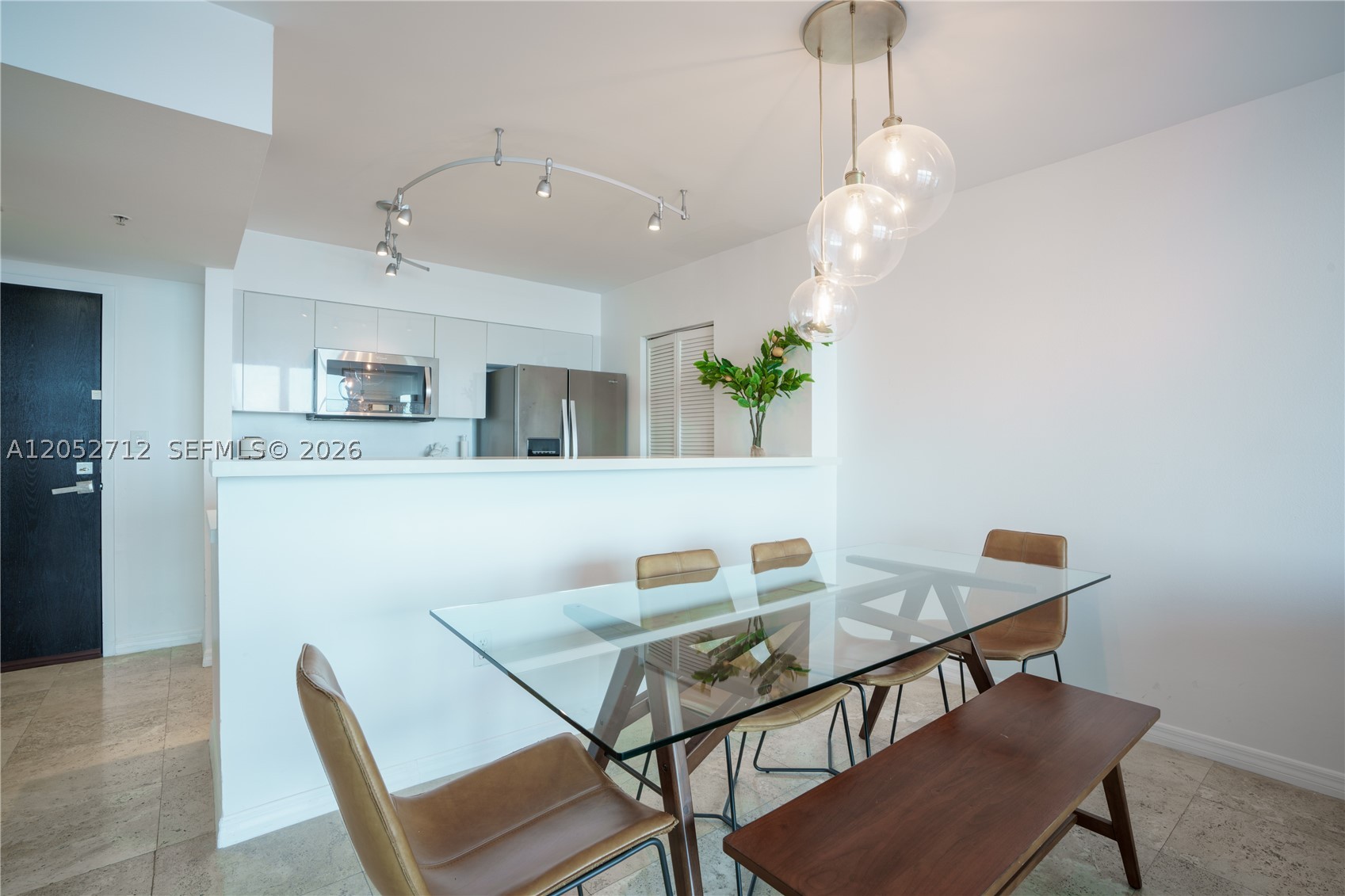 90 Alton Rd #2306, Miami Beach FL 33139
