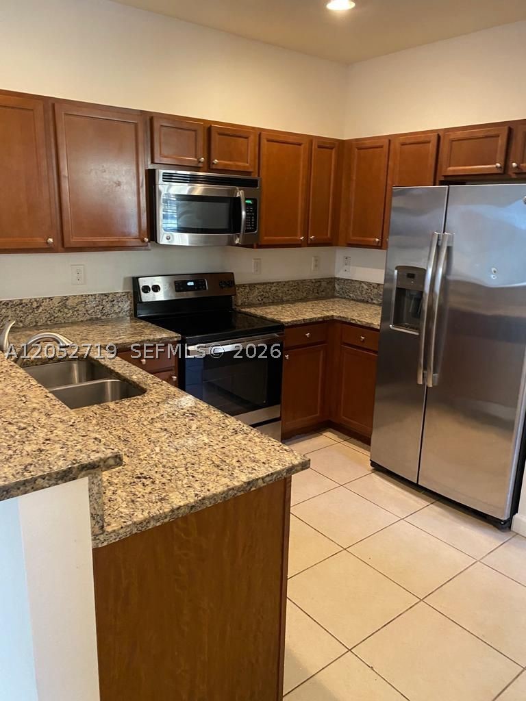 15062 SW 117th Way #15062, Miami FL 33196