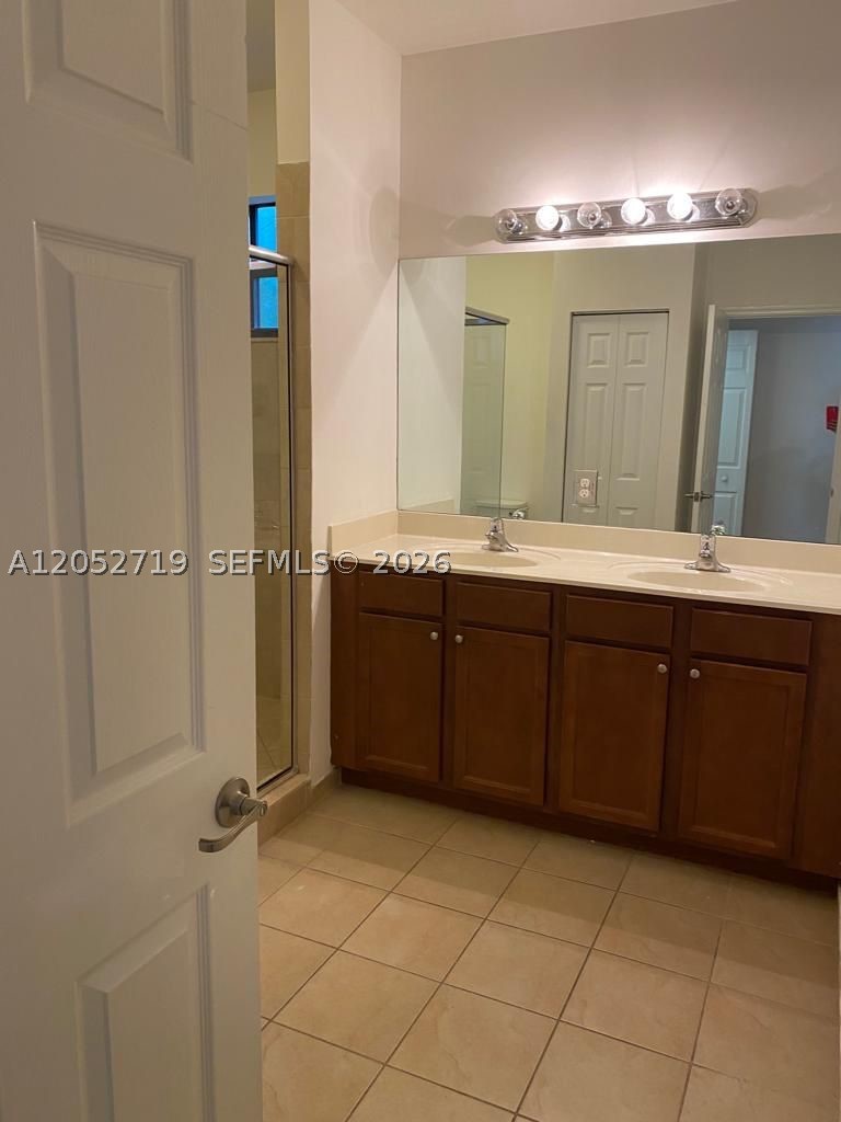 15062 SW 117th Way #15062, Miami FL 33196