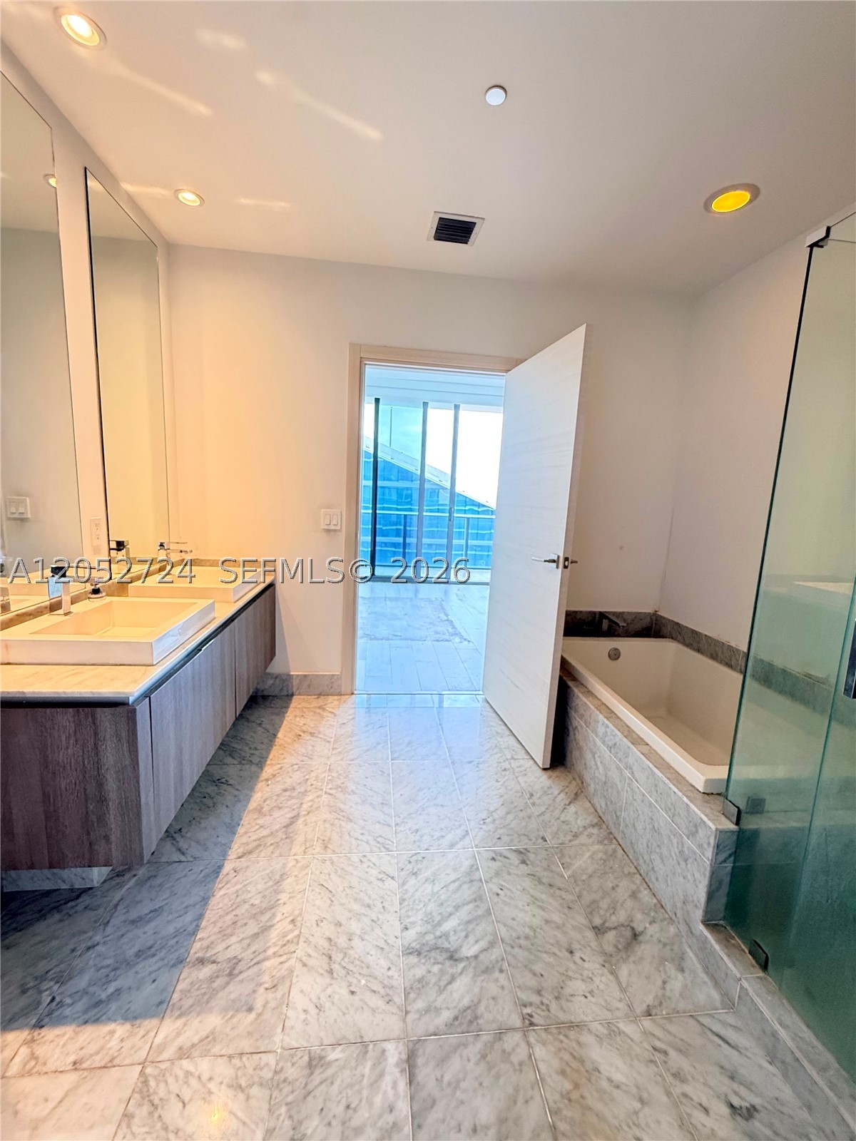 801 S Miami Ave #5108, Miami FL 33130