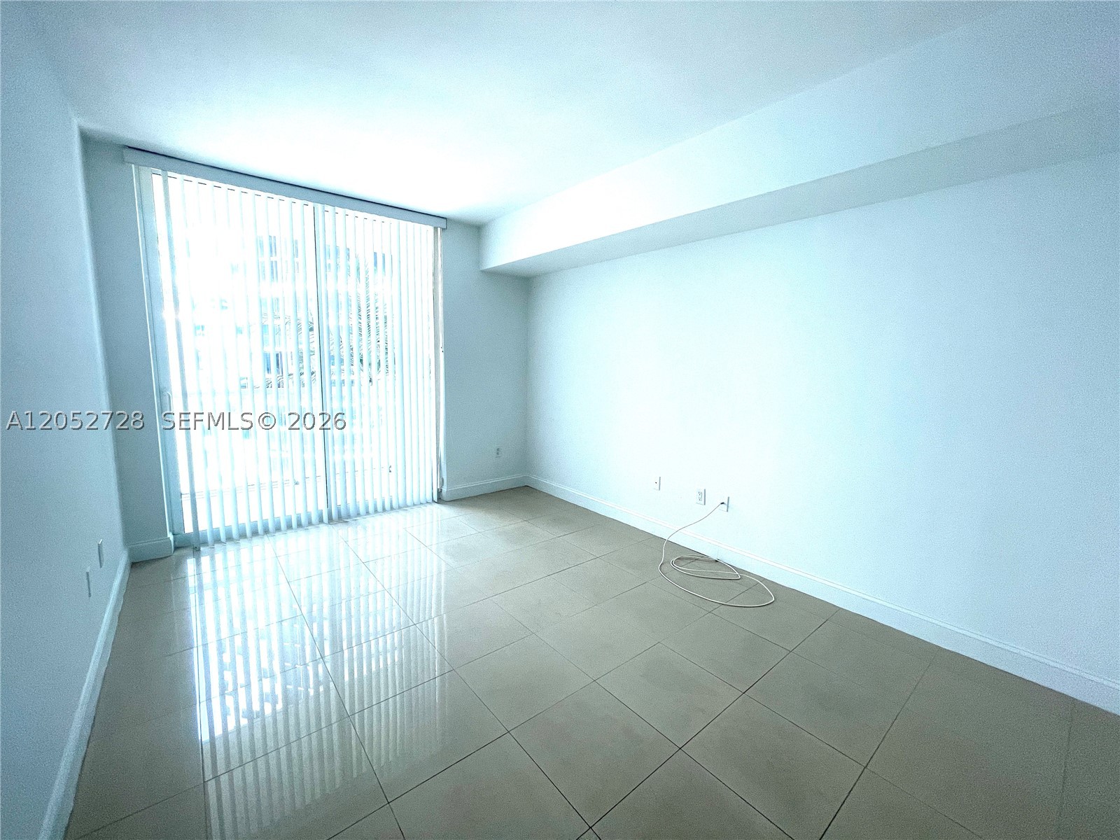 218 SE 14th St #1004, Miami FL 33131