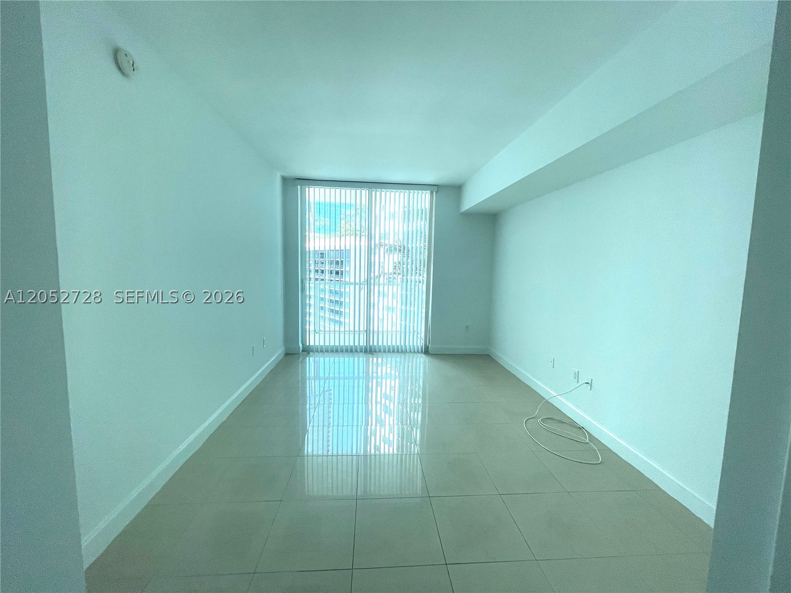 218 SE 14th St #1004, Miami FL 33131
