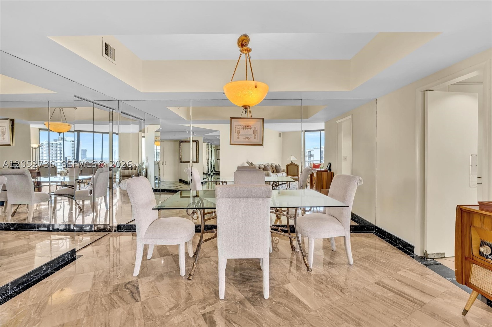 20281 E Country Club Dr #1907, Aventura FL 33180