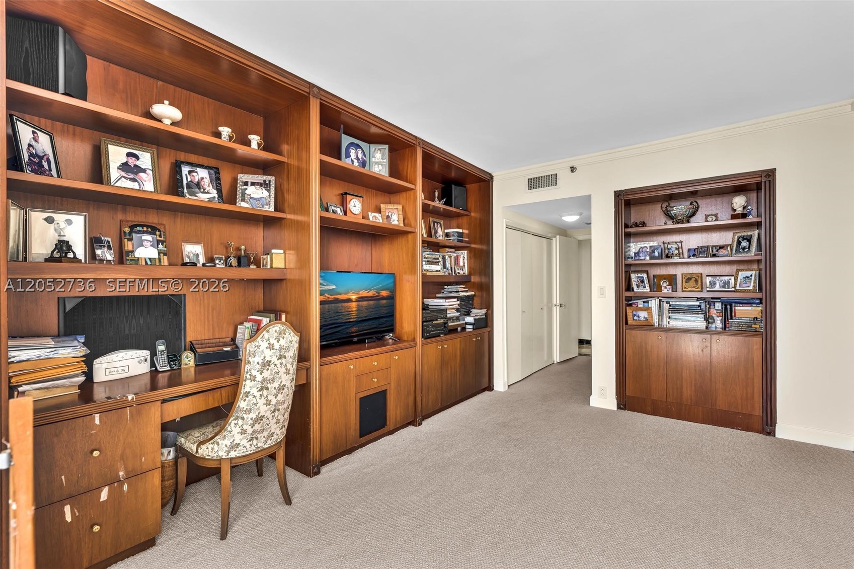 20281 E Country Club Dr #1907, Aventura FL 33180