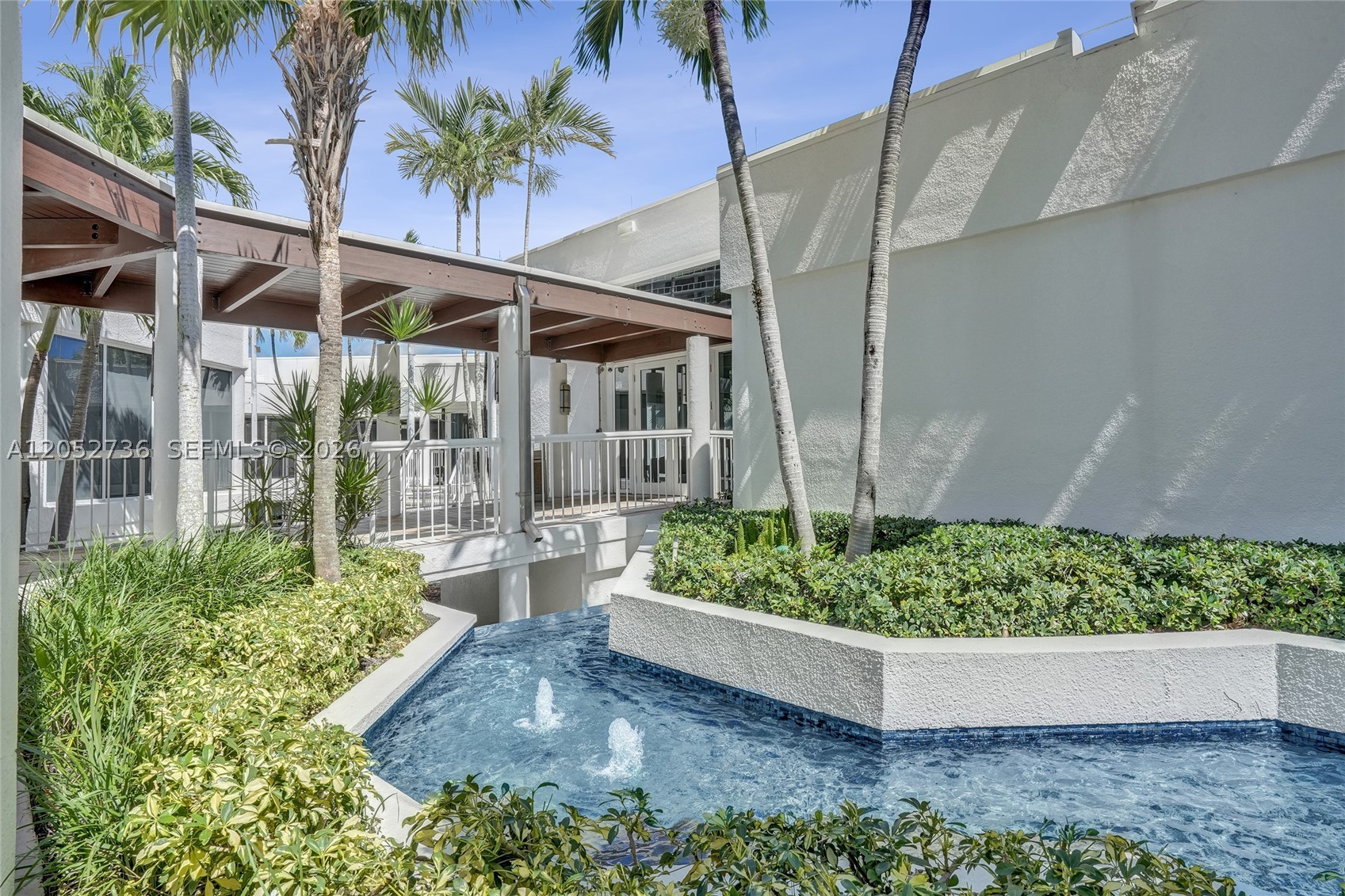 20281 E Country Club Dr #1907, Aventura FL 33180