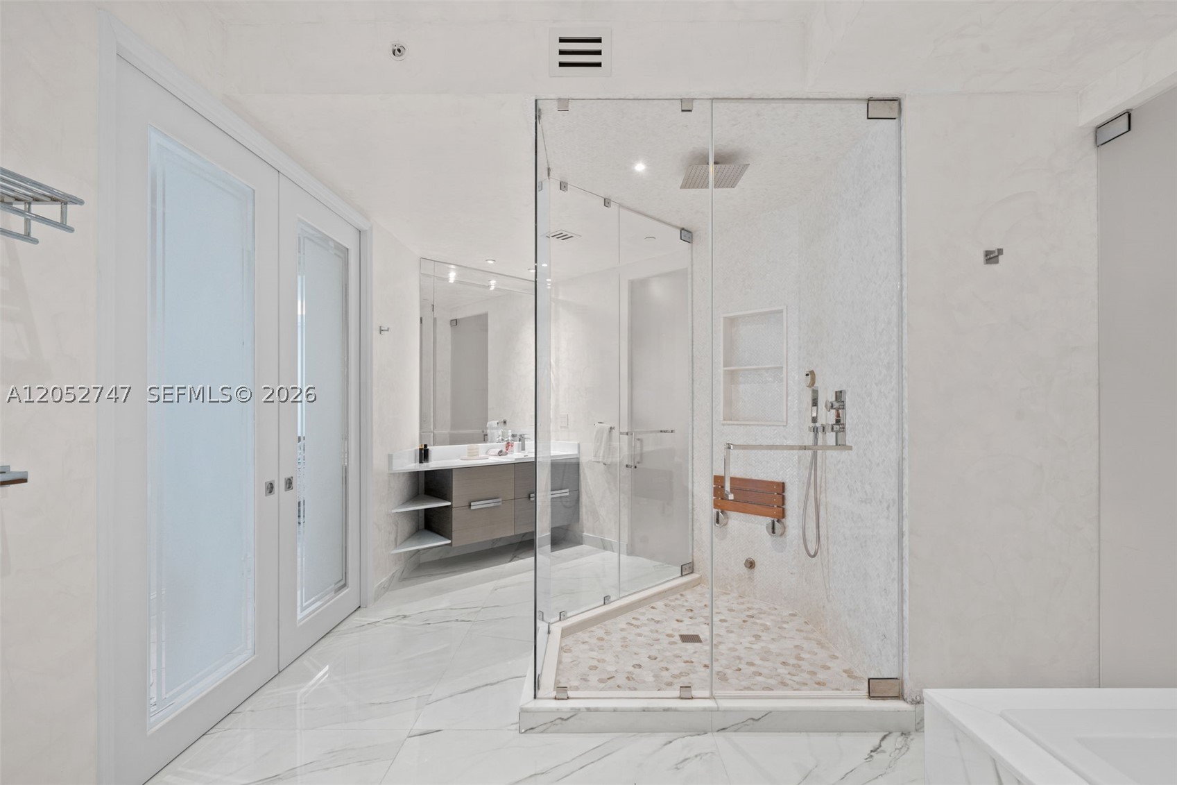 16047 Collins Ave #1703, Sunny Isles Beach FL 33160