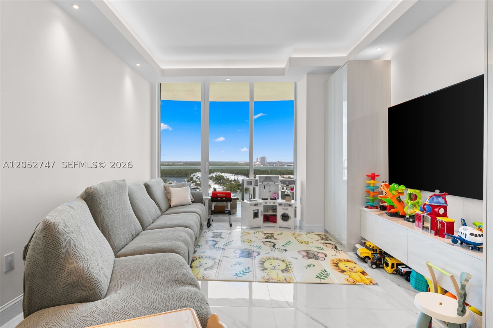 16047 Collins Ave #1703, Sunny Isles Beach FL 33160