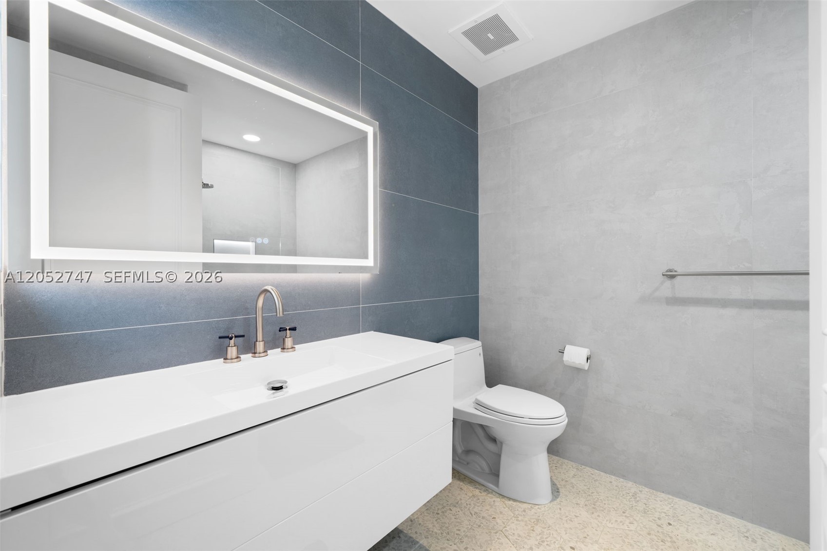 16047 Collins Ave #1703, Sunny Isles Beach FL 33160