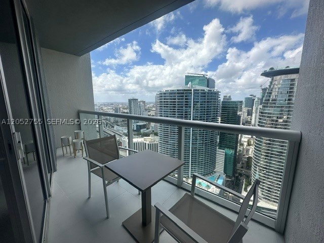 475 Brickell Ave #5010, Miami FL 33131