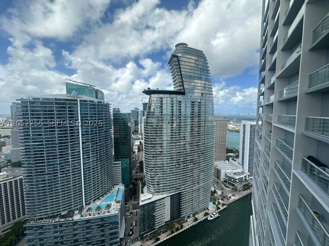 475 Brickell Ave #5010, Miami FL 33131