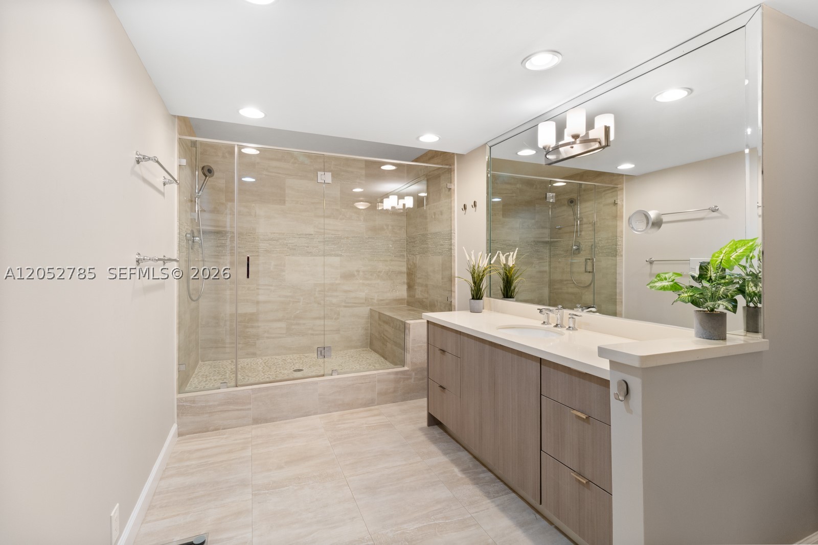 1121 Crandon Blvd #F403, Key Biscayne FL 33149
