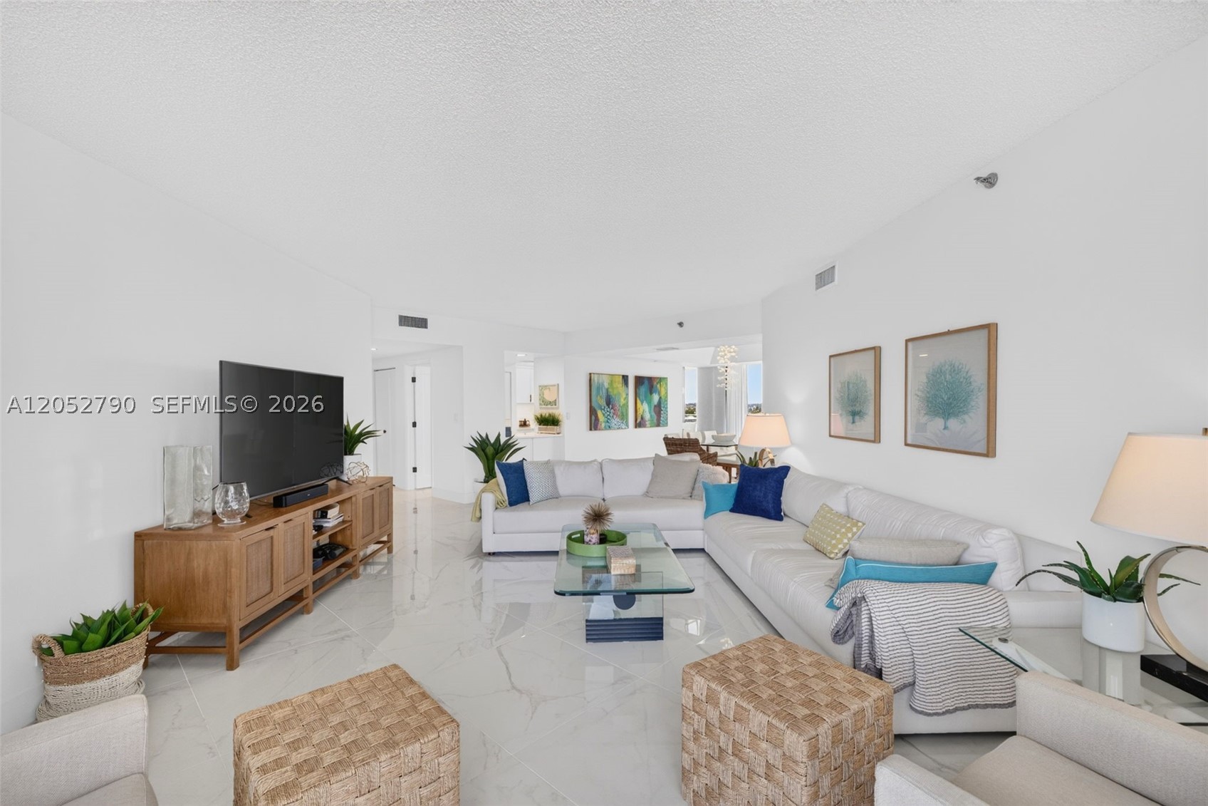 2800 ISLAND BL #904, Aventura FL 33160