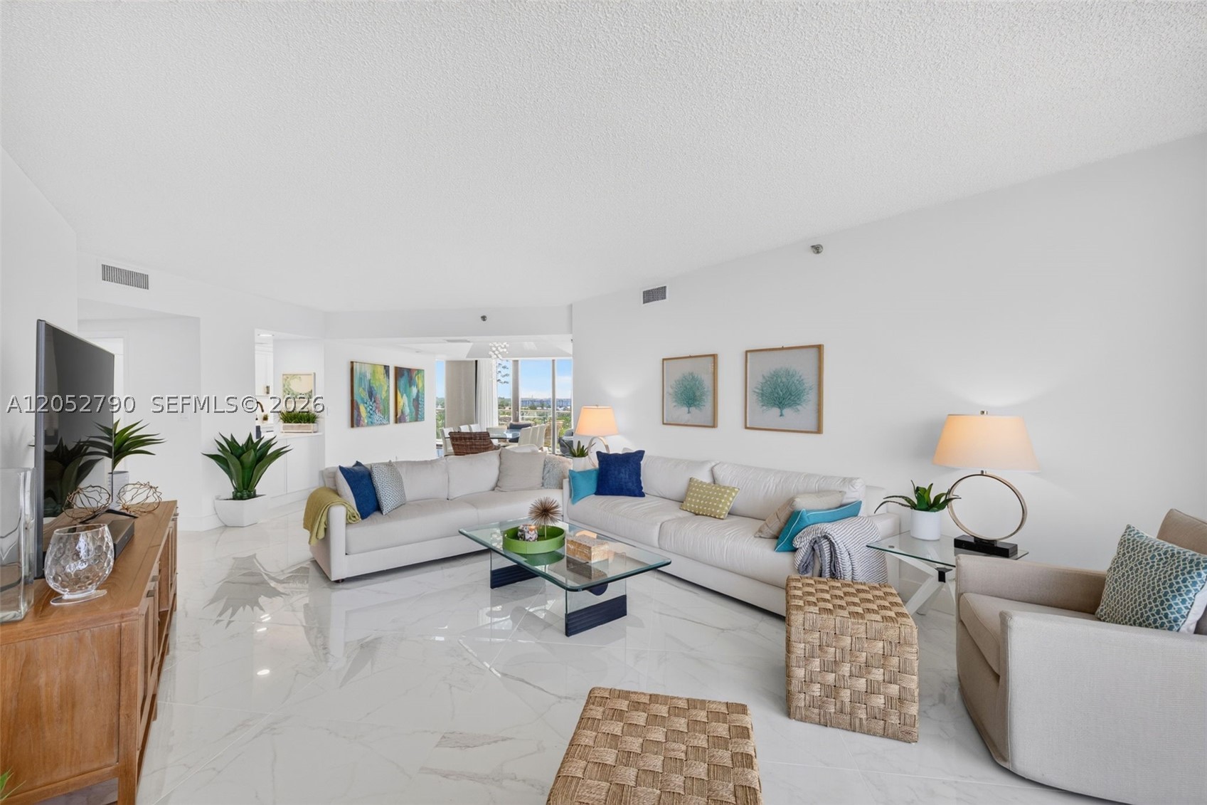2800 ISLAND BL #904, Aventura FL 33160