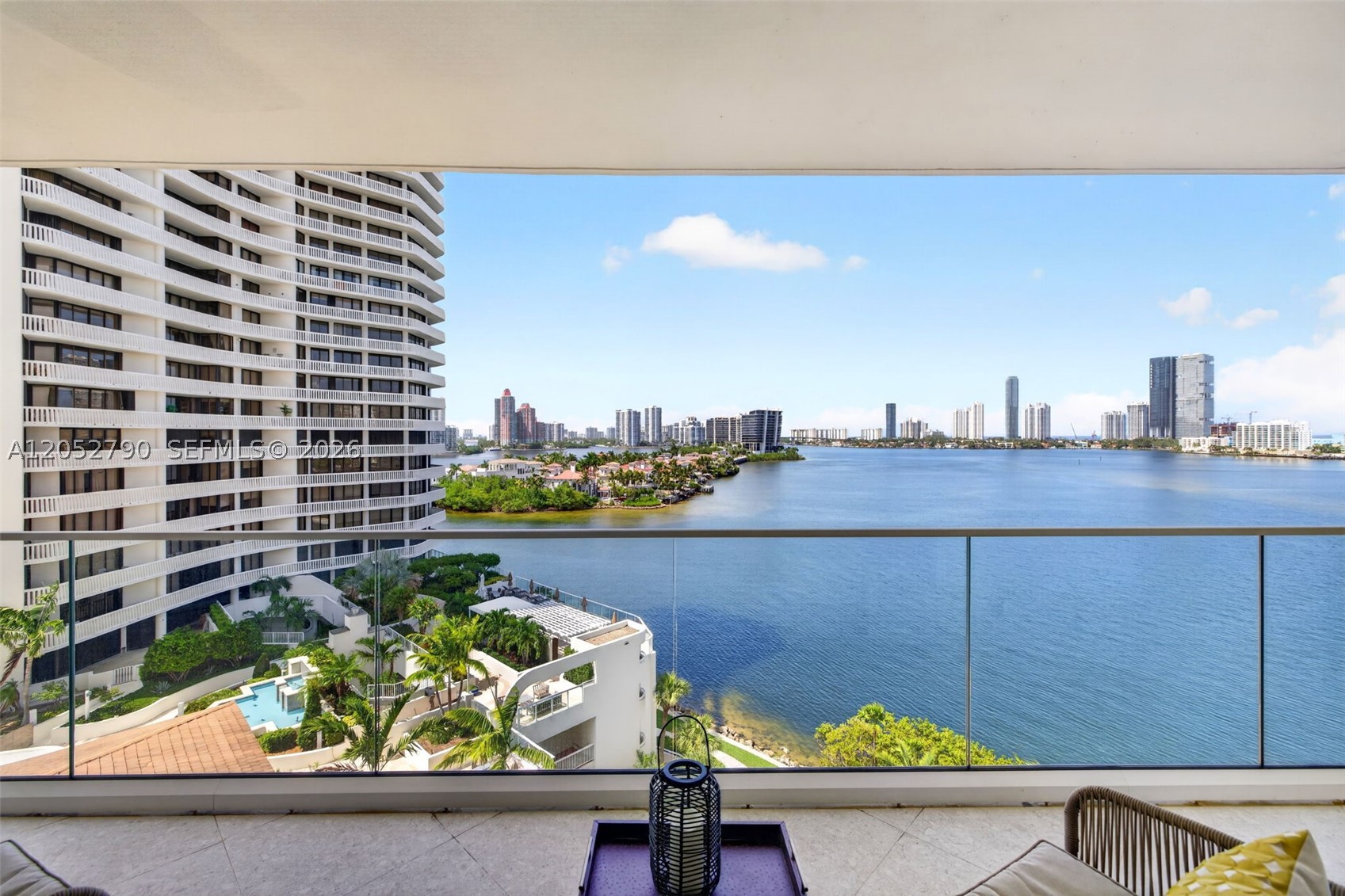 2800 ISLAND BL #904, Aventura FL 33160