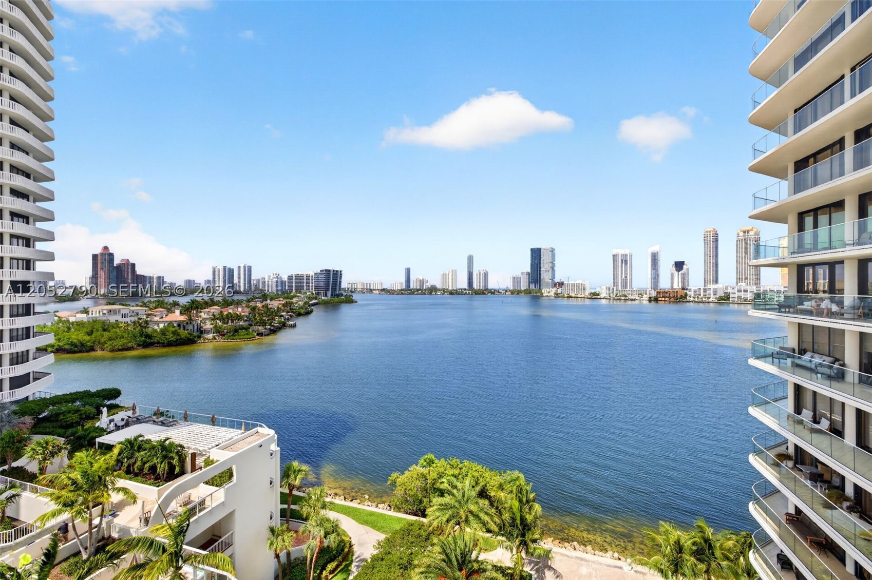 2800 ISLAND BL #904, Aventura FL 33160