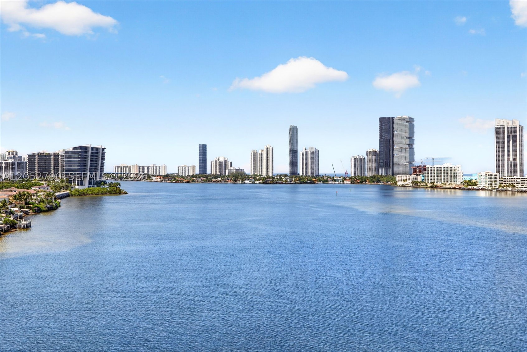 2800 ISLAND BL #904, Aventura FL 33160
