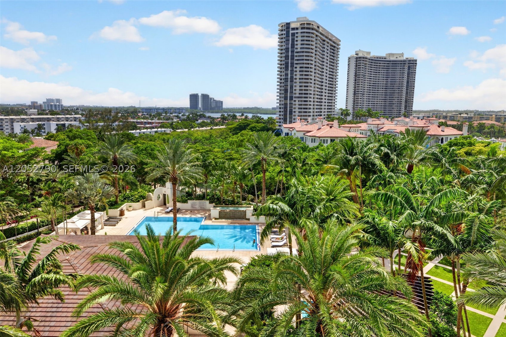 2800 ISLAND BL #904, Aventura FL 33160