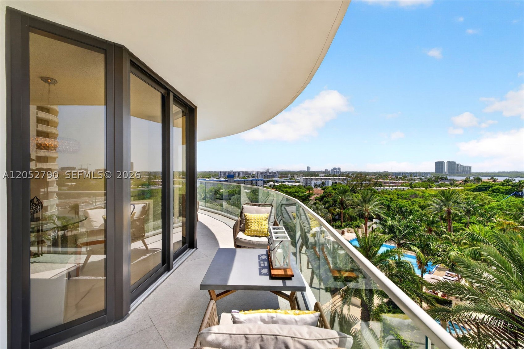 2800 ISLAND BL #904, Aventura FL 33160
