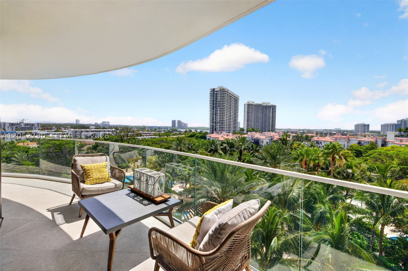 2800 ISLAND BL #904, Aventura FL 33160