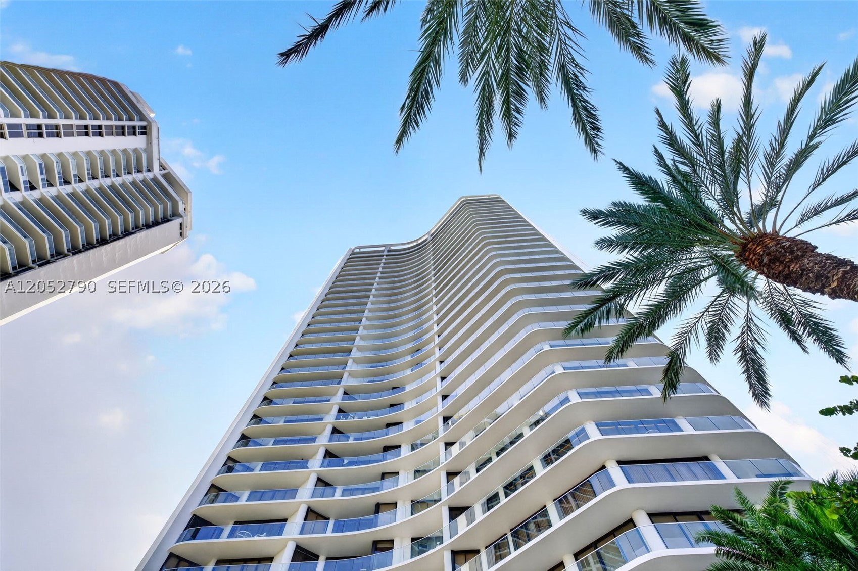 2800 ISLAND BL #904, Aventura FL 33160