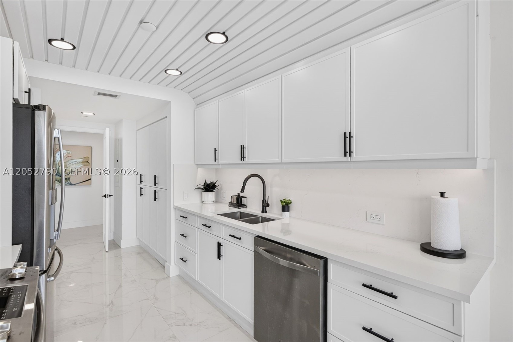 2800 ISLAND BL #904, Aventura FL 33160