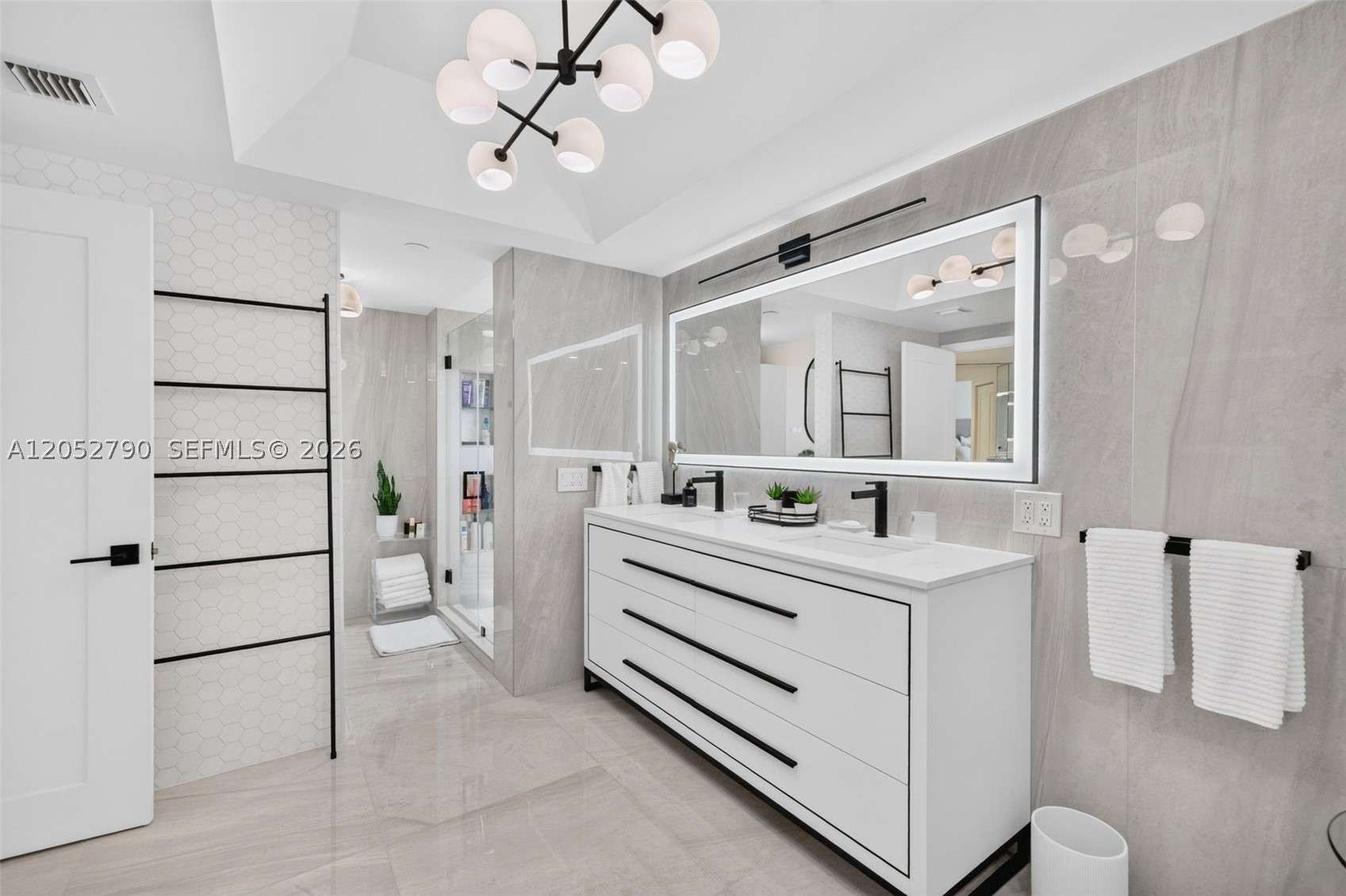 2800 ISLAND BL #904, Aventura FL 33160