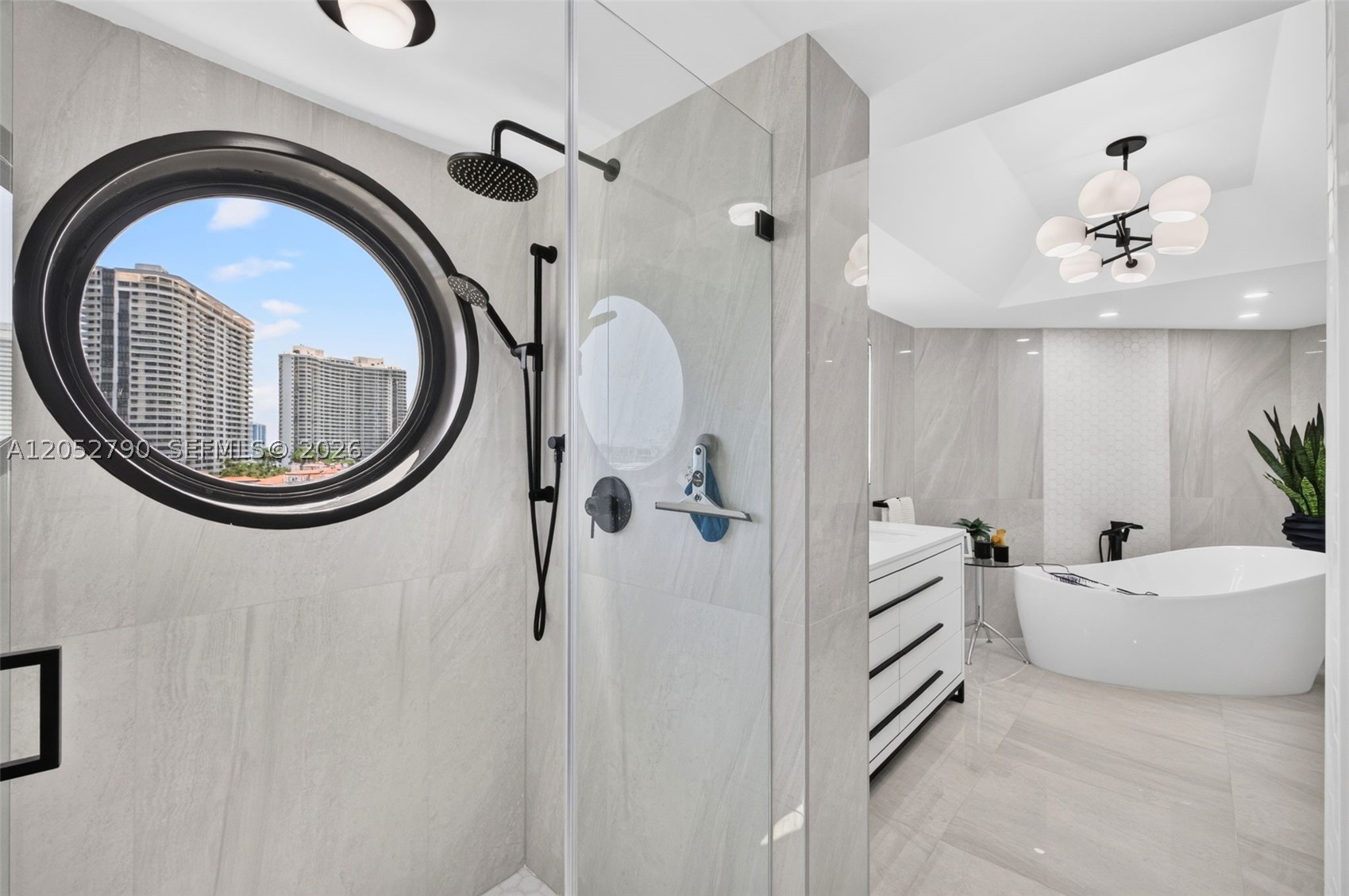 2800 ISLAND BL #904, Aventura FL 33160