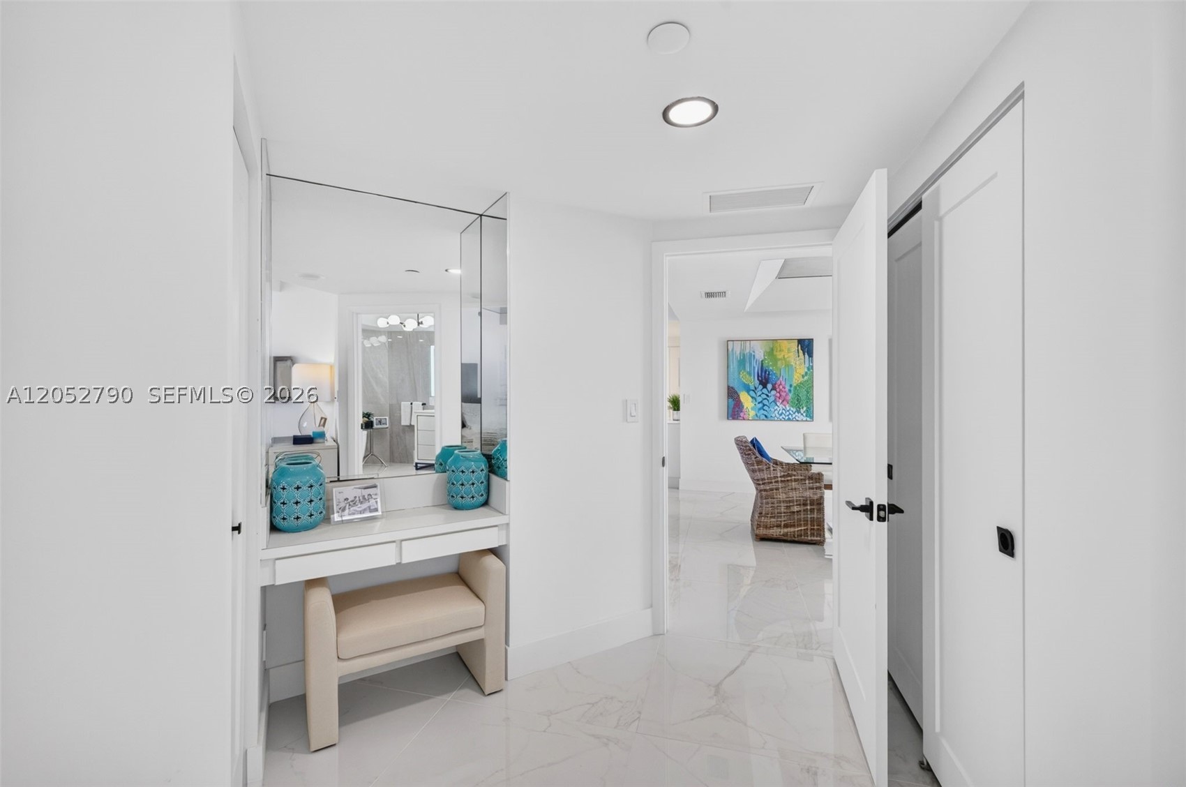 2800 ISLAND BL #904, Aventura FL 33160