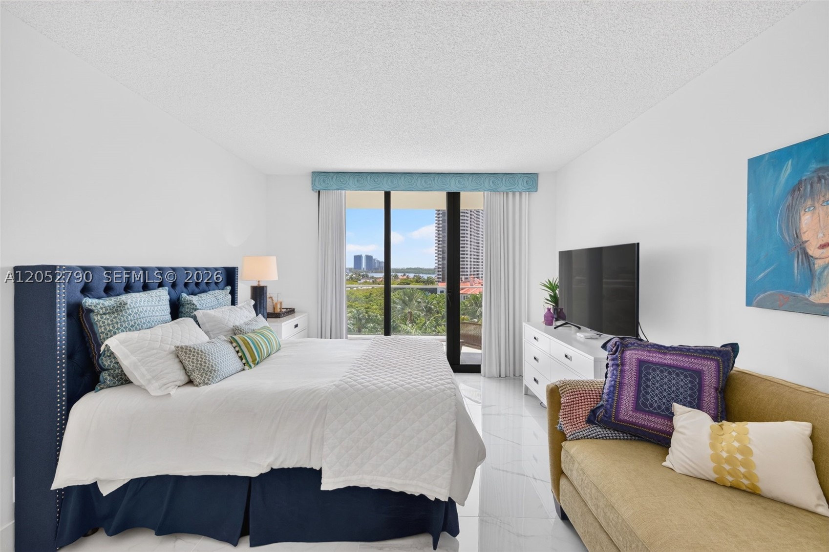 2800 ISLAND BL #904, Aventura FL 33160