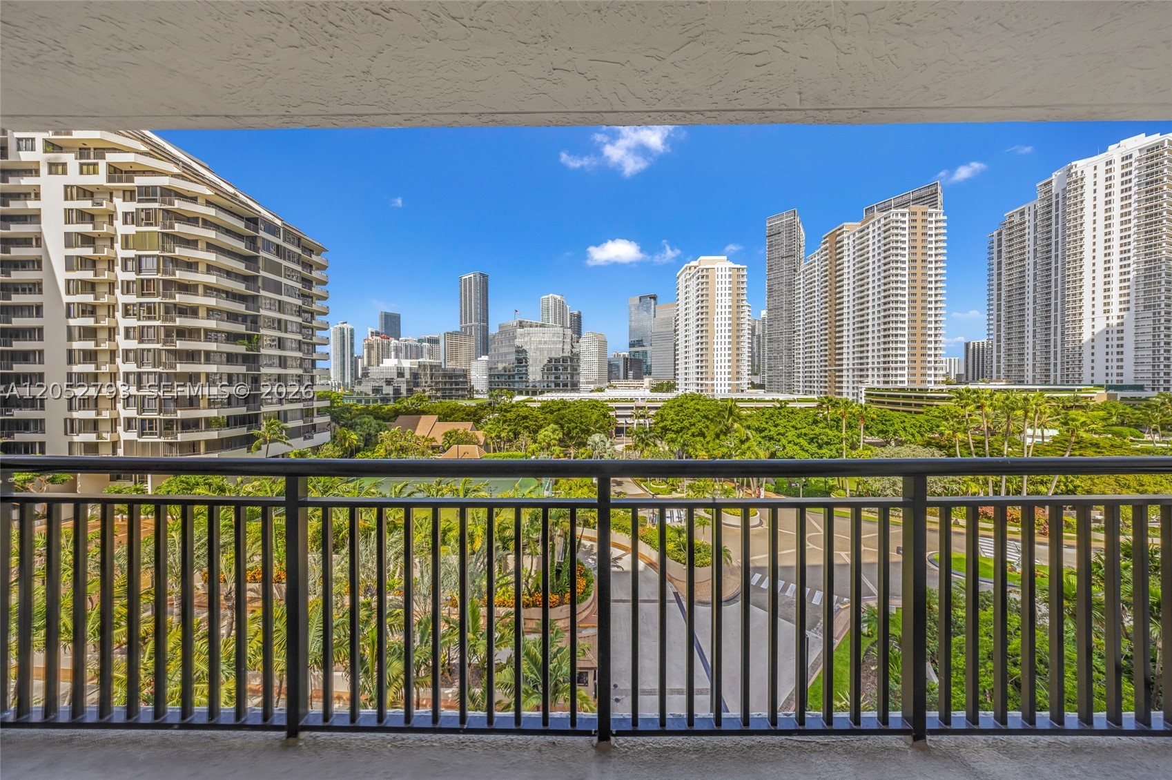 540 Brickell Key Dr #809, Miami FL 33131