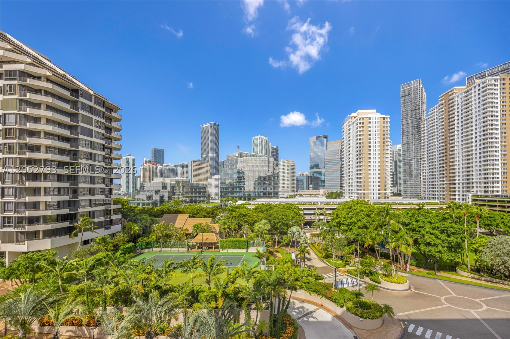540 Brickell Key Dr #809, Miami FL 33131