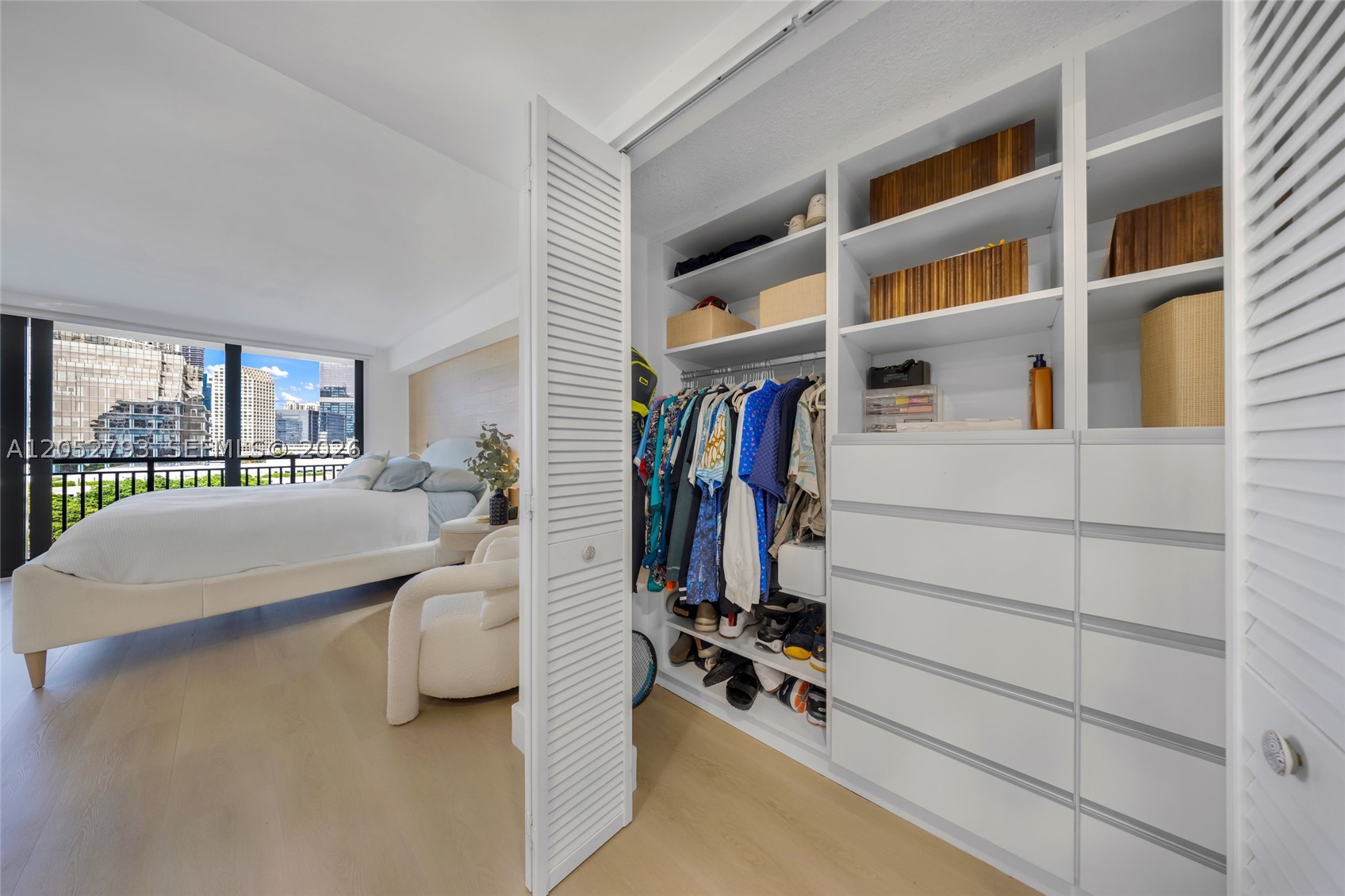 540 Brickell Key Dr #809, Miami FL 33131