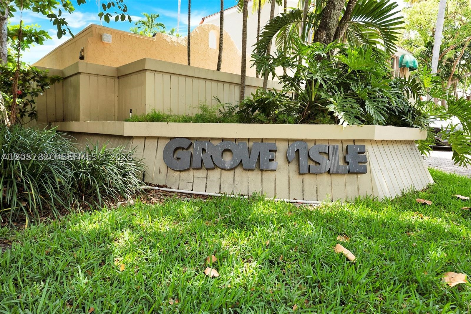 2 Grove Isle Dr #B1103, Miami FL 33133