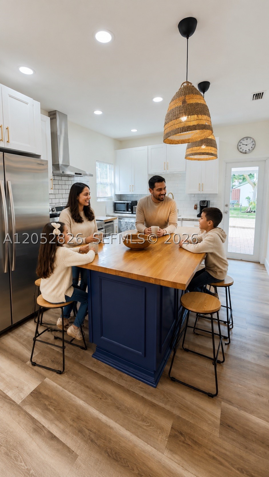 220 SW 5th St, Dania Beach FL 33004