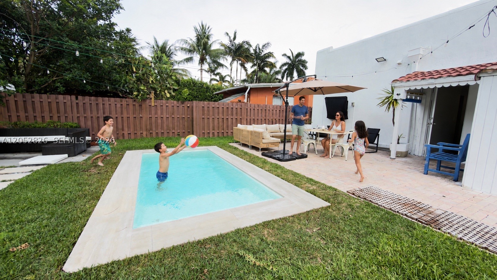 220 SW 5th St, Dania Beach FL 33004