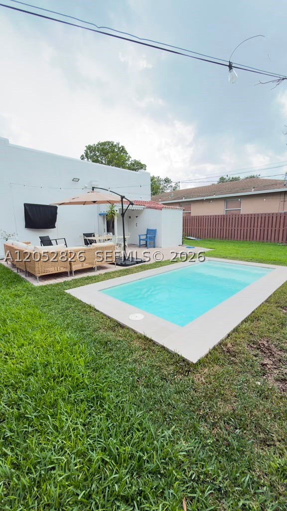 220 SW 5th St, Dania Beach FL 33004