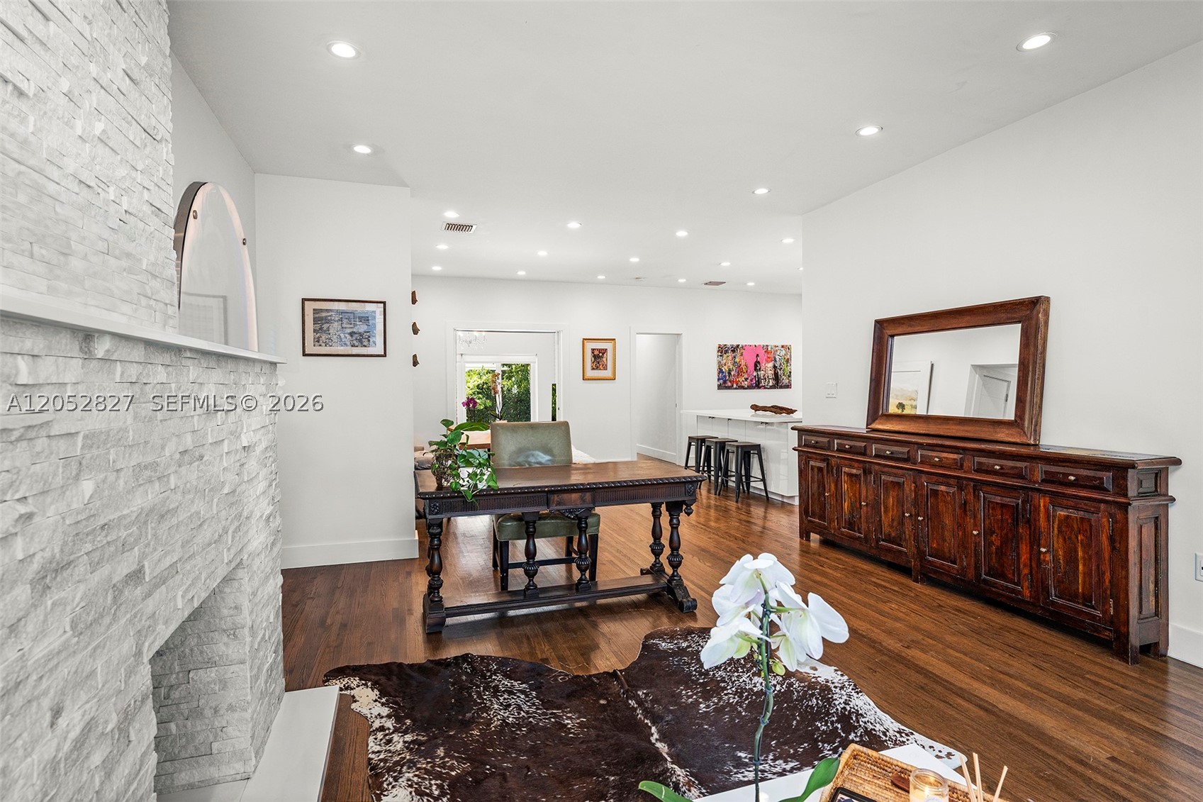 9172 Carlyle Ave, Surfside FL 33154