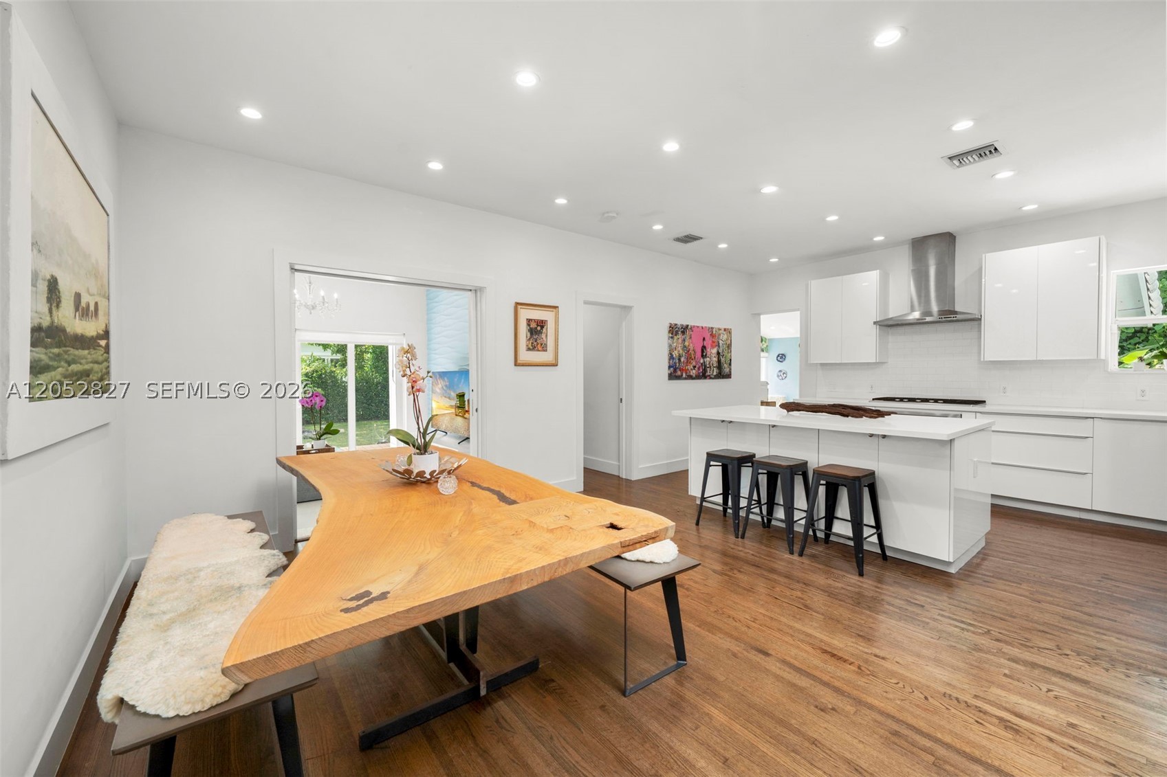9172 Carlyle Ave, Surfside FL 33154