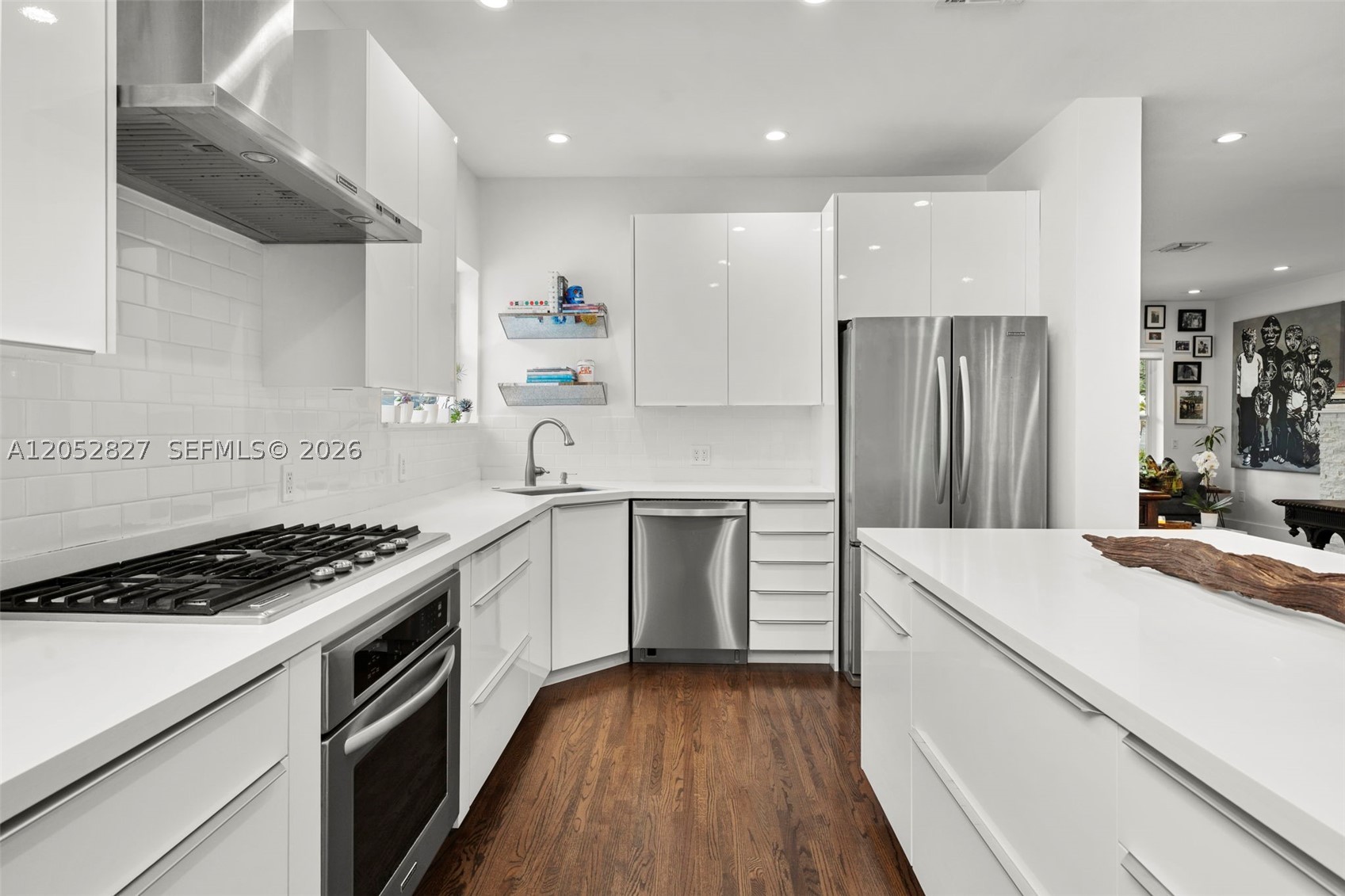 9172 Carlyle Ave, Surfside FL 33154