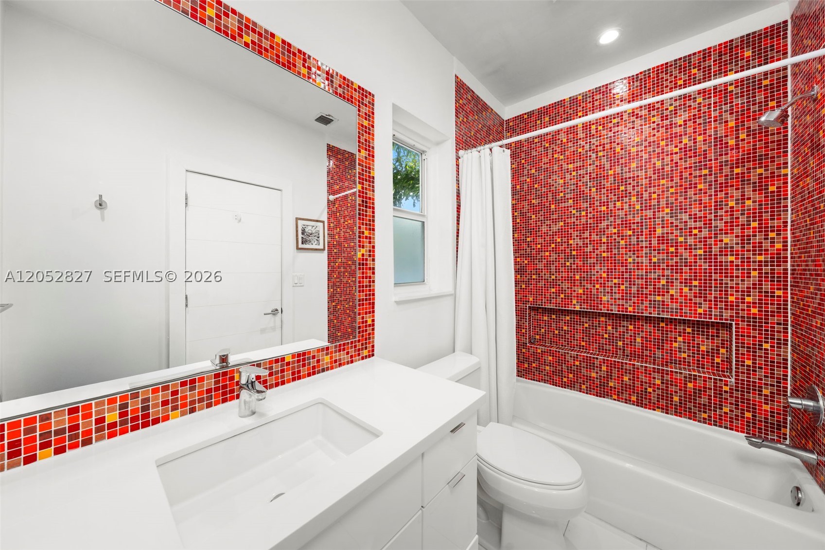 9172 Carlyle Ave, Surfside FL 33154