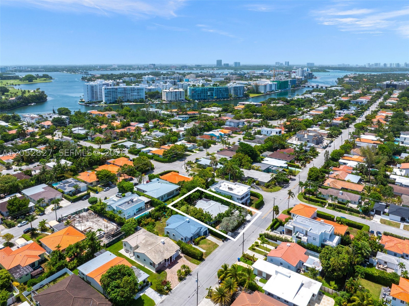9172 Carlyle Ave, Surfside FL 33154