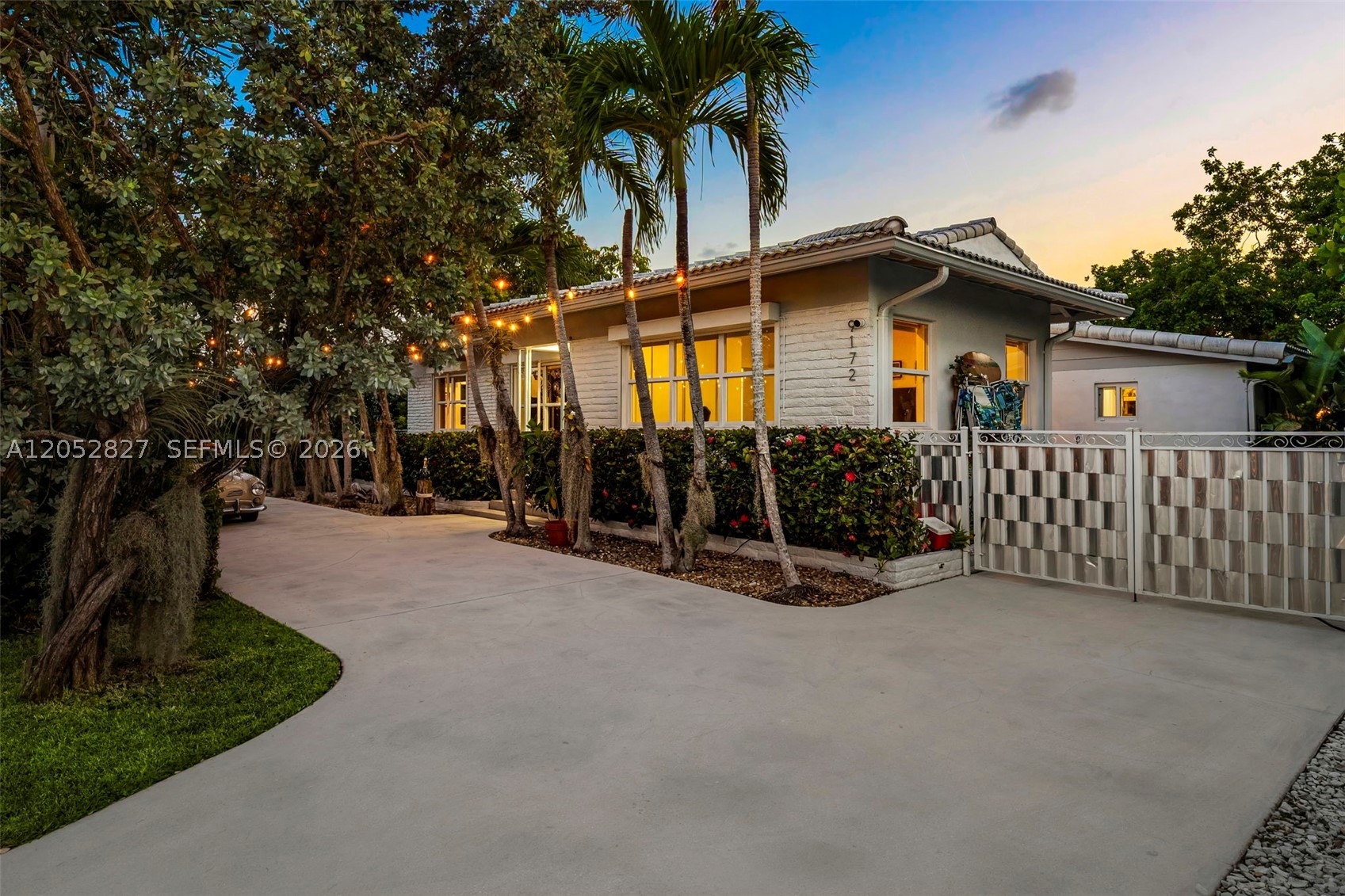 9172 Carlyle Ave, Surfside FL 33154