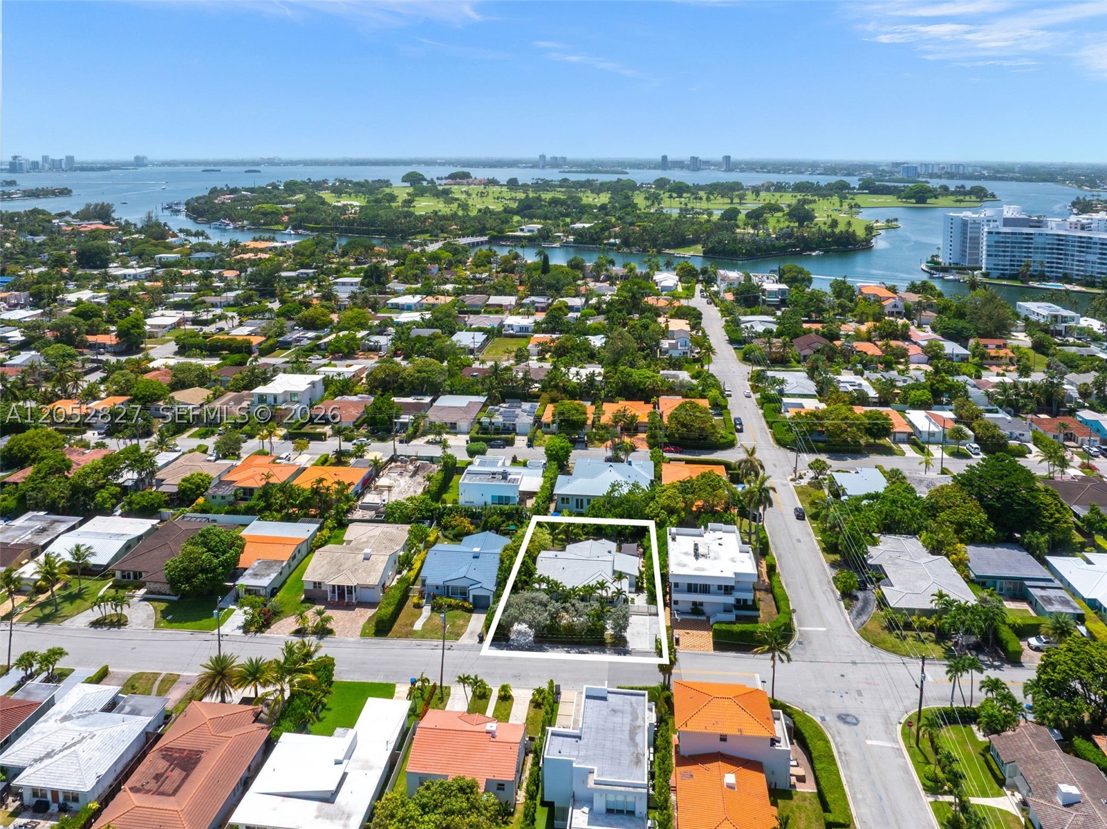 9172 Carlyle Ave, Surfside FL 33154