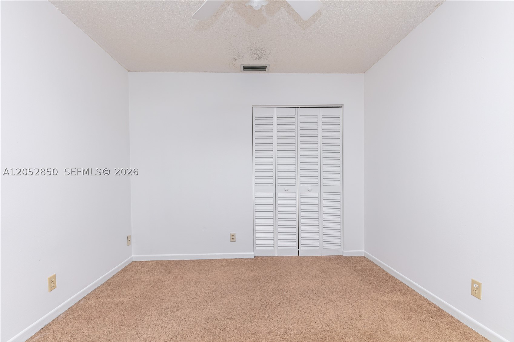 2592 W Saratoga Dr, Cooper City FL 33026
