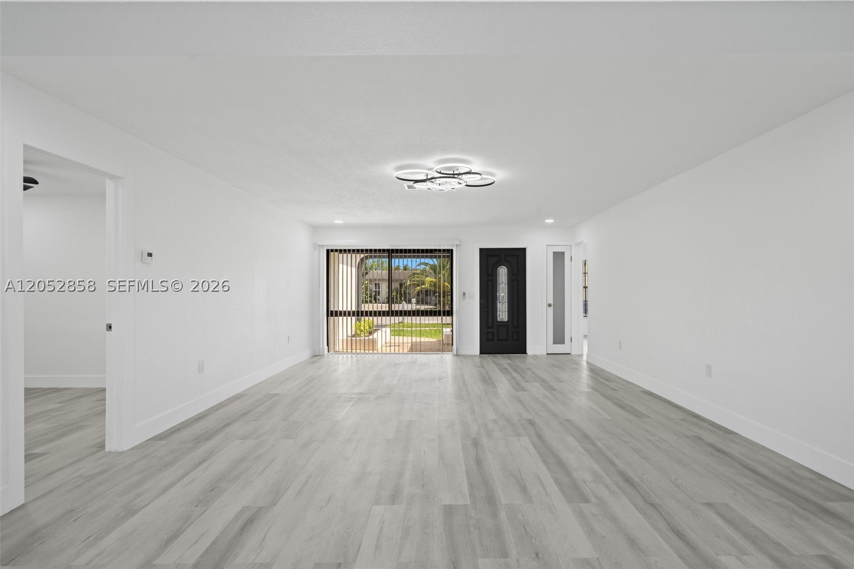 10171 NW 24th St, Sunrise FL 33322