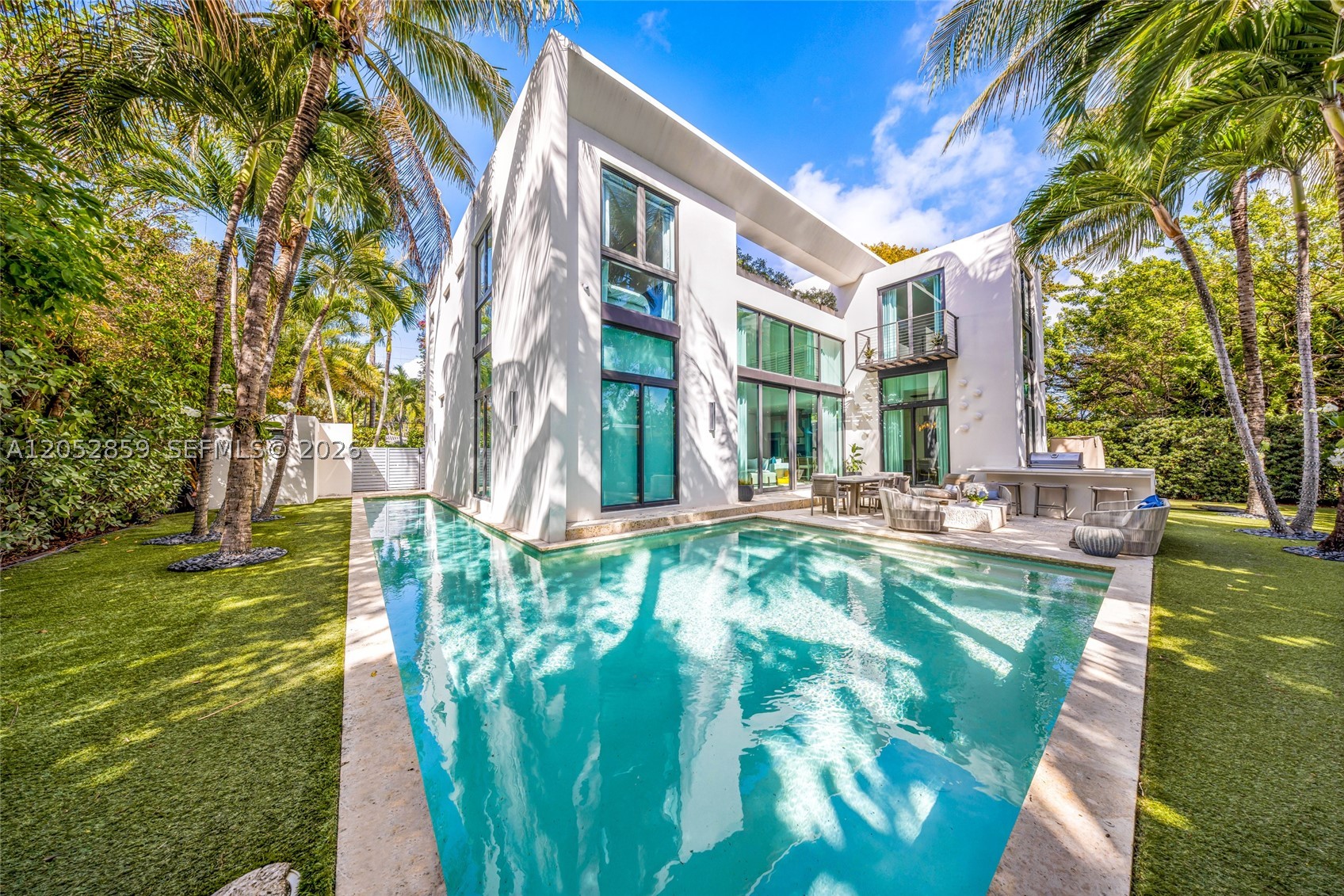 4515 N Michigan Ave, Miami Beach FL 33140