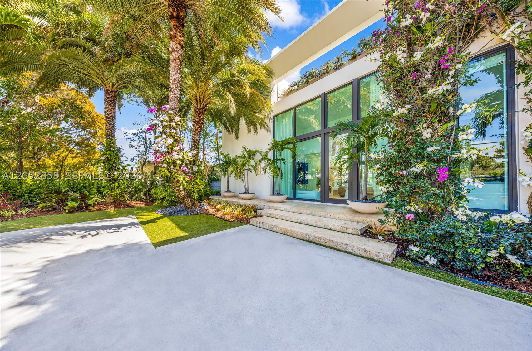 4515 N Michigan Ave, Miami Beach FL 33140